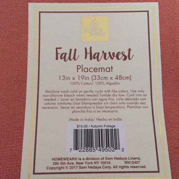 Homewear Table Runner With Set of 5 Placemats. Brand New With Tags. - Picture 7 of 7